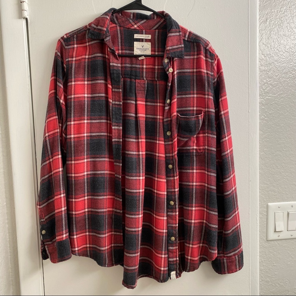 American Eagle Women’s Red, Grey & White Plaid Boyfriend Fit Flannel Size S